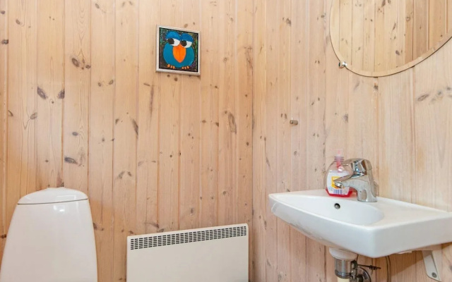 8 Person Holiday Home in Oksbol