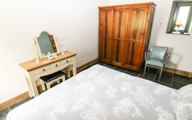 Trewrach Cottage