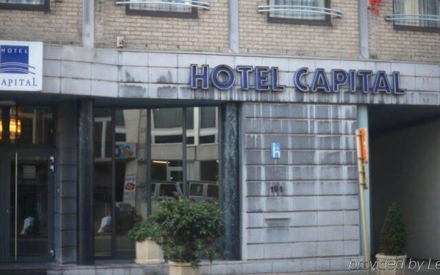 Hotel Capital вид на фасад