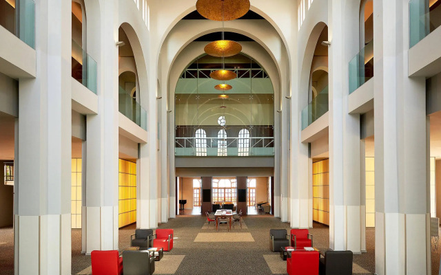 Le Meridien Ra Beach Hotel & Spa