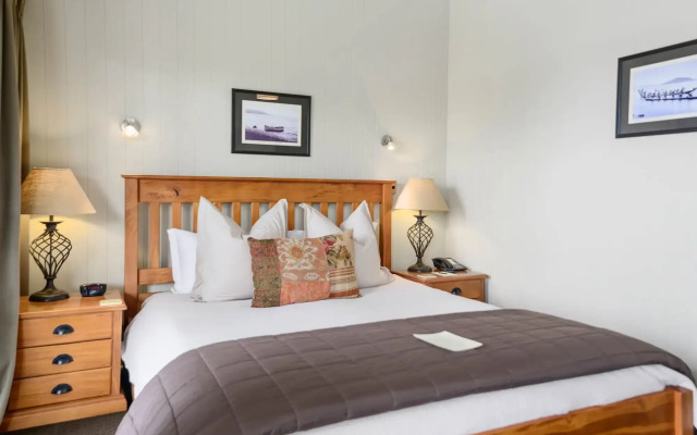 Koura Lodge