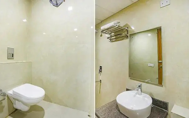 Fabhotel Cosmos