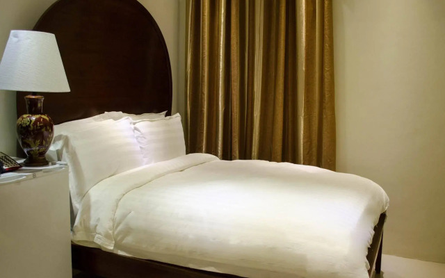 Ritz Hotel