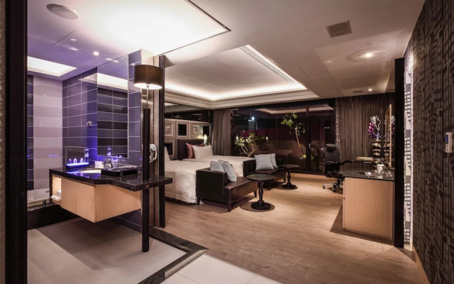 Icloud Luxury Resort and Hotel