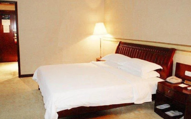 CYTS Shanshui Fashion Hotel (Chibi Xinjiekou Commercial Street)