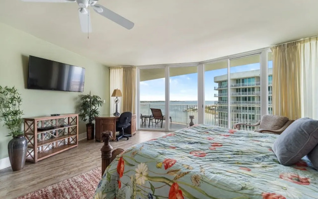 Crc1108 2 Bedroom Condo
