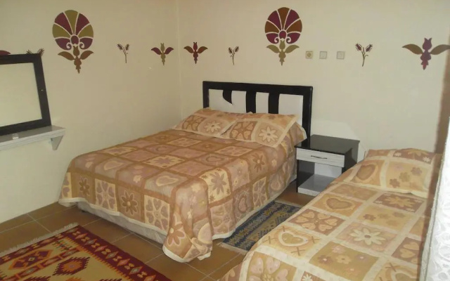 Ozturk Hotel