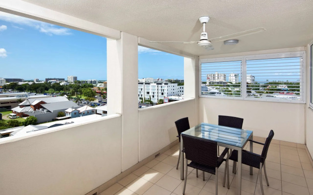 Cairns Central Plaza Apartment Hotel