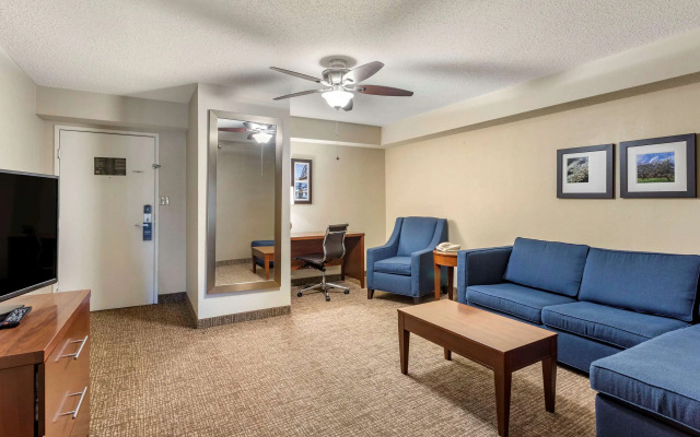 Comfort Inn & Suites Little Rock Airport