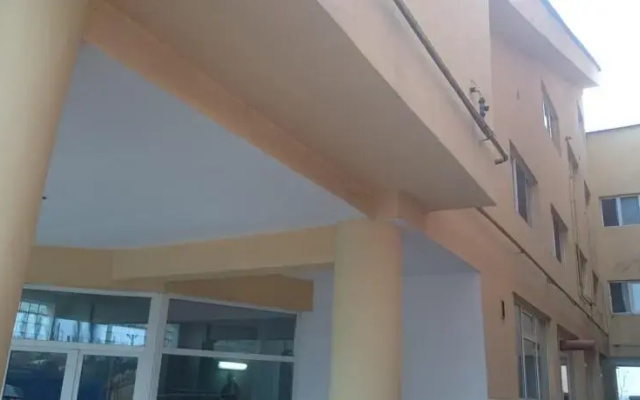 Hotel Crinul