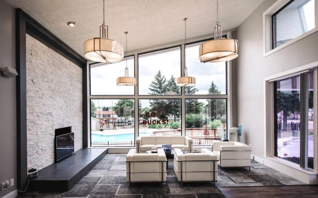 SoBe Northwest Apartments