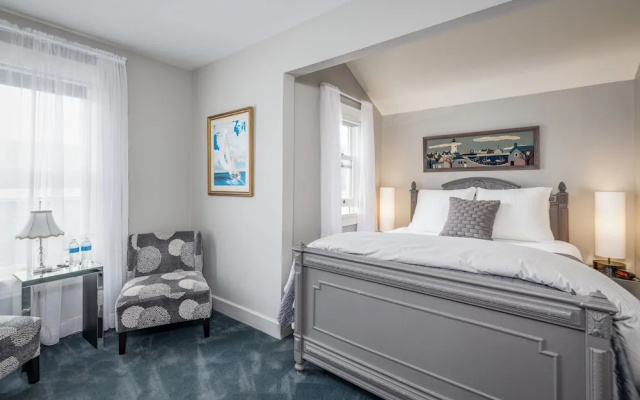 Nantucket Whale Inn