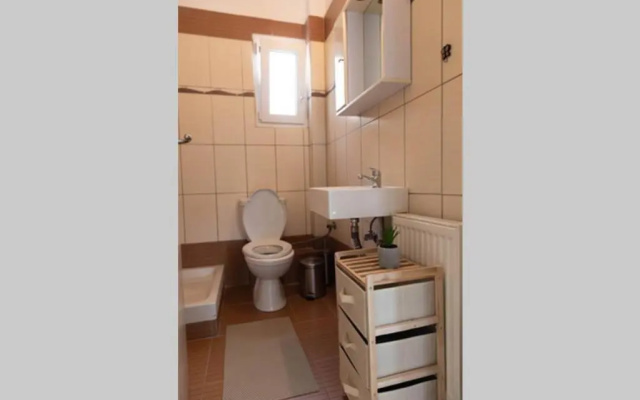Port View House-Comfy Family Apartment-Panoramic View