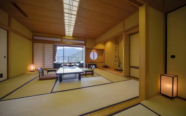 Unzen Azumaen