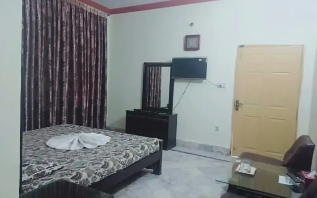 Royal Chalet Family Guest House