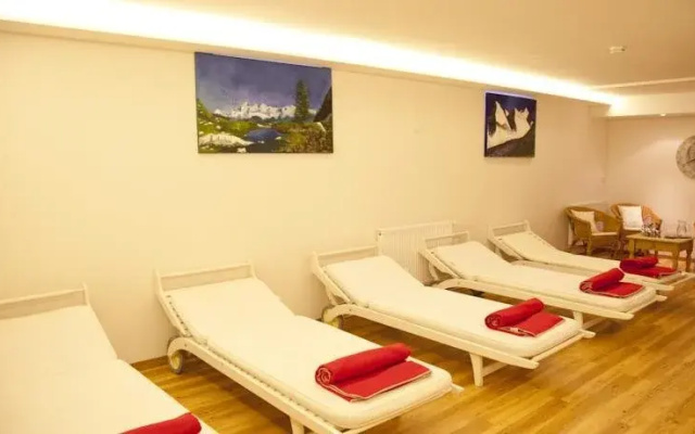 Hotel Pension Theresia