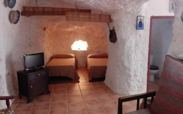 Cueva El Parral