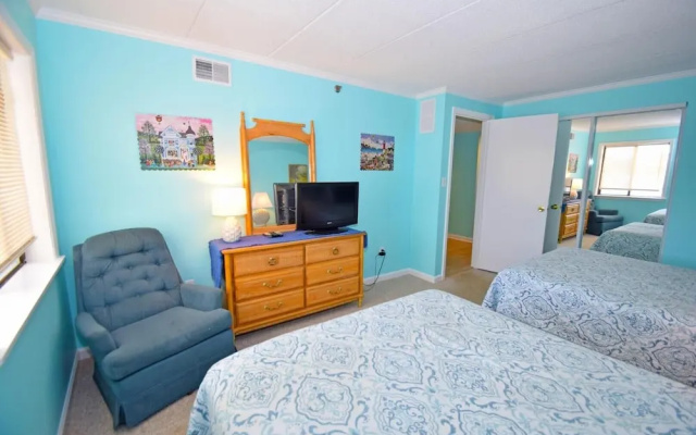 Bay Princess 211 2 Br condo by RedAwning
