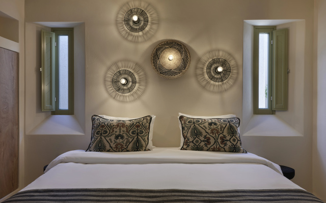 Aeon Suites - Adults Only by Mr and Mrs White