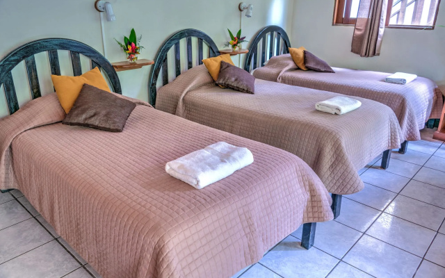 Hotel Jaguar Inn Tikal