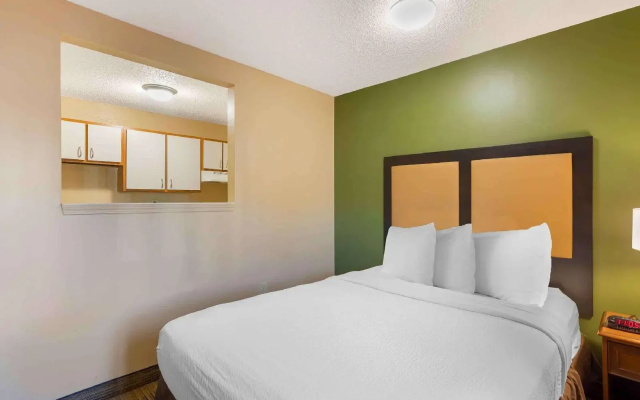 Extended Stay America Detroit Warren