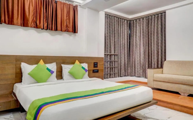 Hotel Shivas, Kolhapur