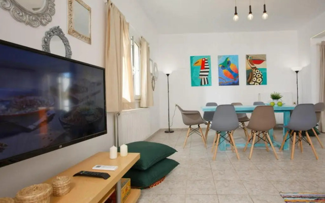 Bright and stylish 3 bedroom apartment