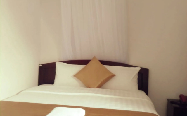 White Horse Hotel & Restaurant