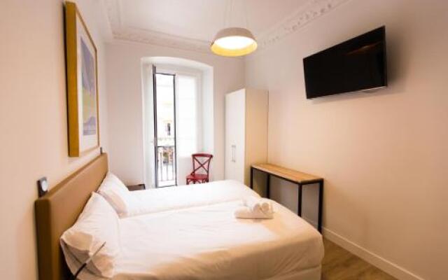 Отель Central Roomss Испания, Сан-Себастьян - отзывы, цены и фото номеров - забронировать отель Central Roomss онлайн комната для гостей