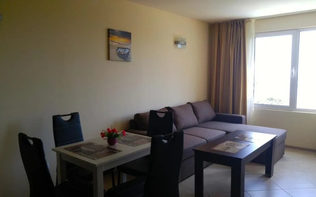 Nikea Park Hotel