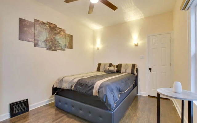 13 Mi to Dtwn Chicago: Maywood Home w/ Fireplace
