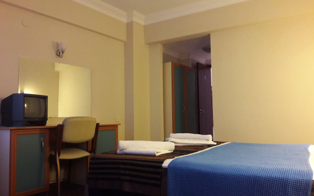 Club Urgench Hotel