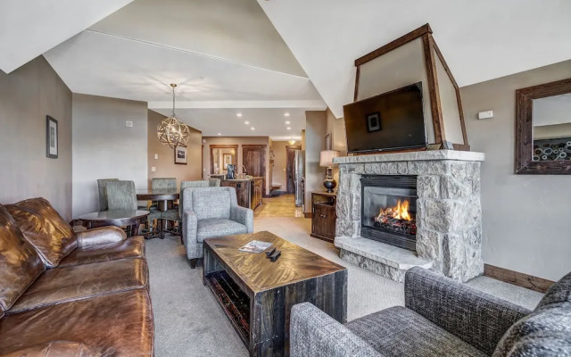 Premier 2br  At The Base Of Peak 7 2 Bedroom Condo by RedAwning