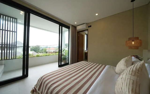 Moraira 1BR Pool Villa Close to Bingin Beach