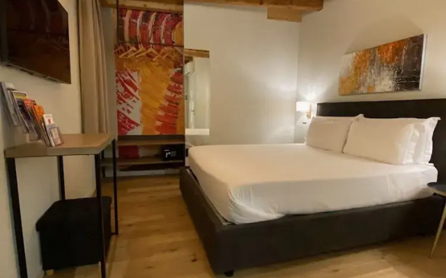 Malvezzi24 Boutique Rooms
