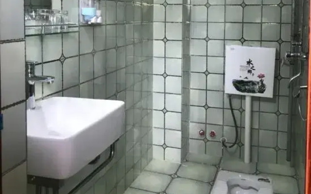 Dongxing Shangjing Business Hotel