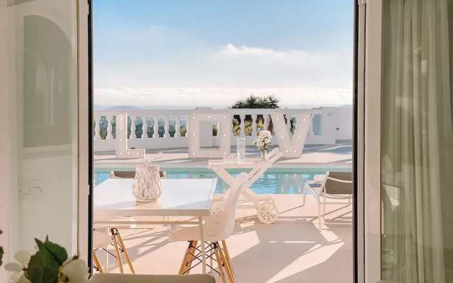 Villa The White Pearl