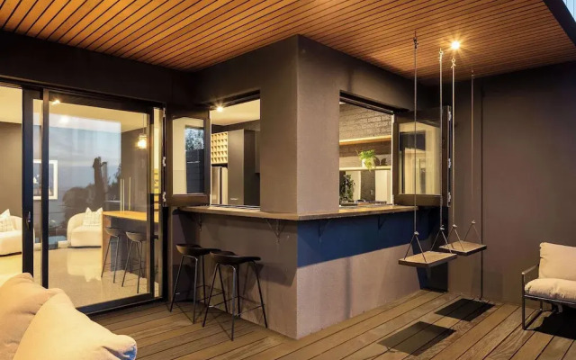 Valora Luxury By The Bay