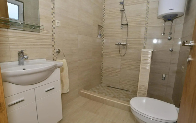 Apartmani M&E