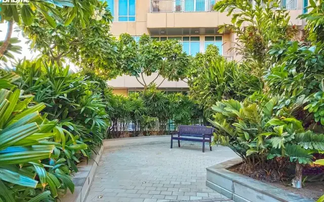 Duplex Living | ❤ of Downtown