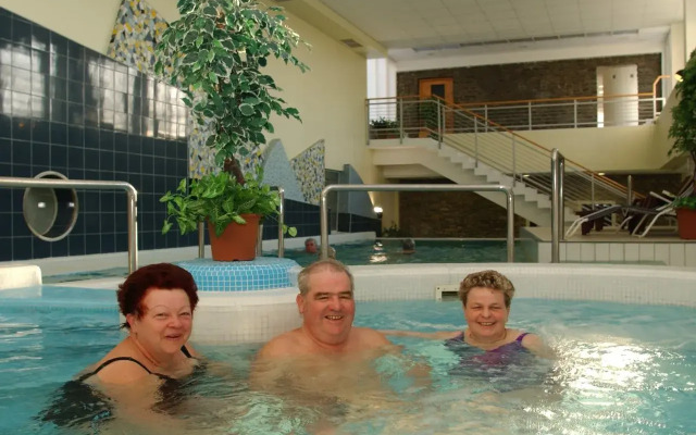 Hunguest Hotel Répce