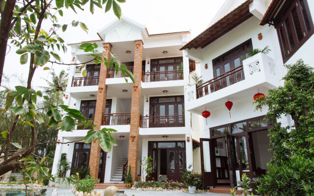 Отель Hoi An Golden Rice Villa вид на фасад