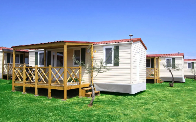 Holiday Homes Sirena Classic