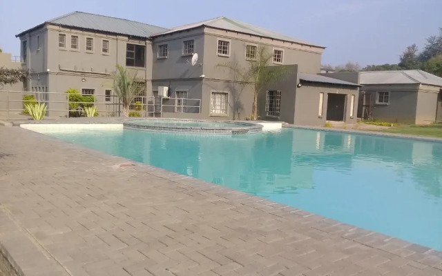 Sima Silver Lodge