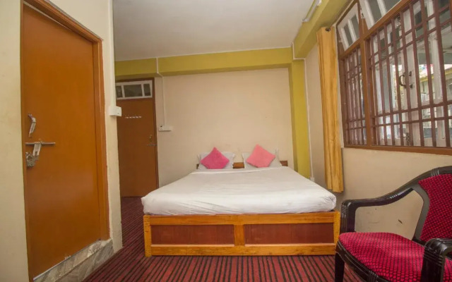 Hotel Rock Vill by OYO Rooms