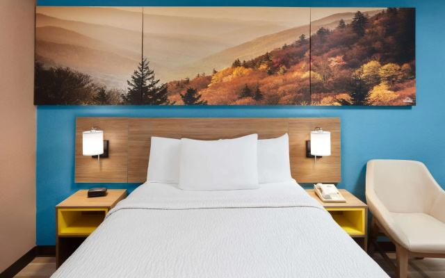 Days Inn by Wyndham Shelby