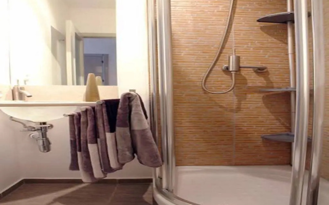 Friendly Rentals Santa Ana