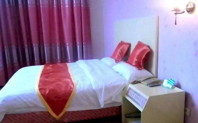 Xianning Changyin Hot Spring Hotel