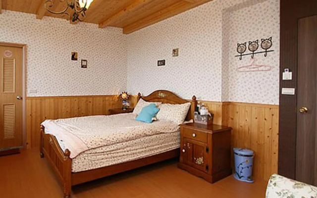 Yellow Cat B&B