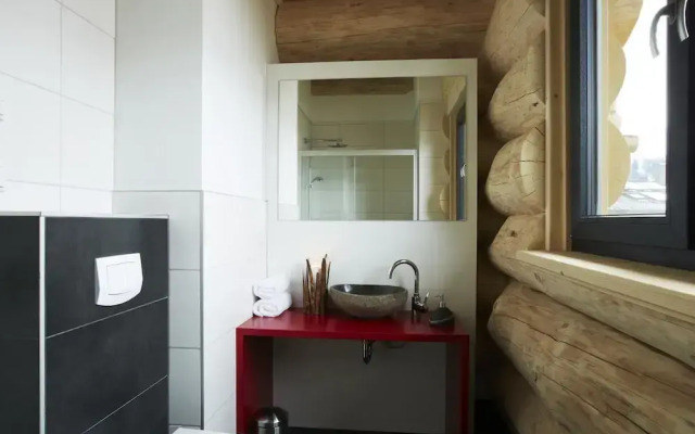 Chalet in Ladis by Ski Slope & Sonnenbahn